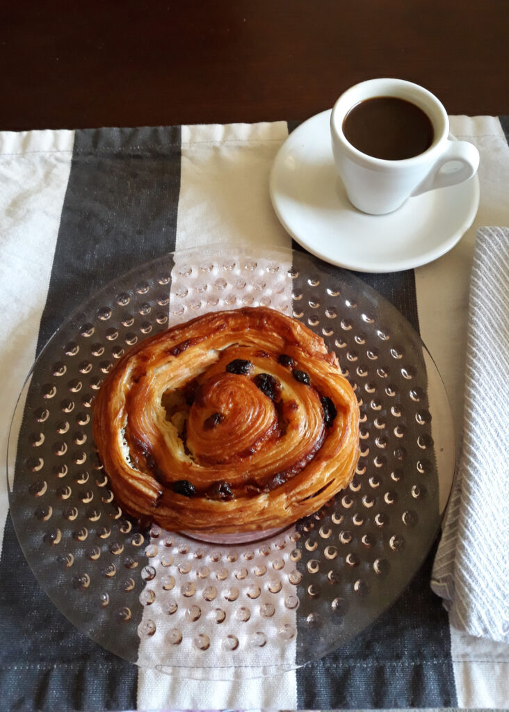 Pain aux raisins